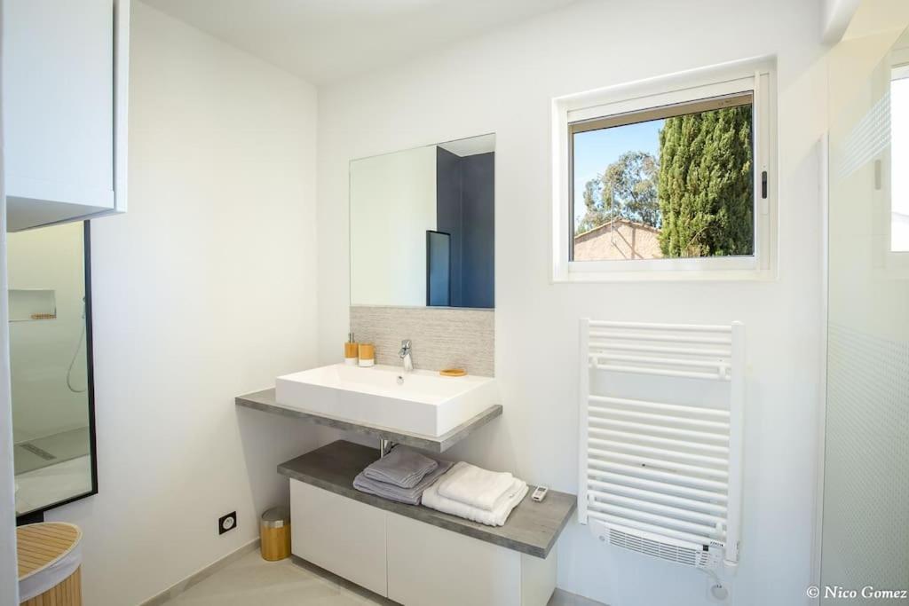 Roquebrune-Sur-Argens, Villa 2 Pieces, 4 Personnes Екстер'єр фото